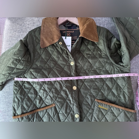 Barbour Olive Quilted Puffer Coat with Brown Trim - Picture 11 of 13